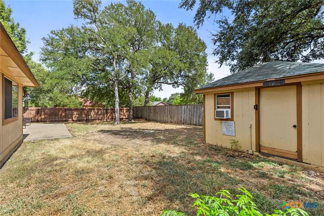 main property photo 39