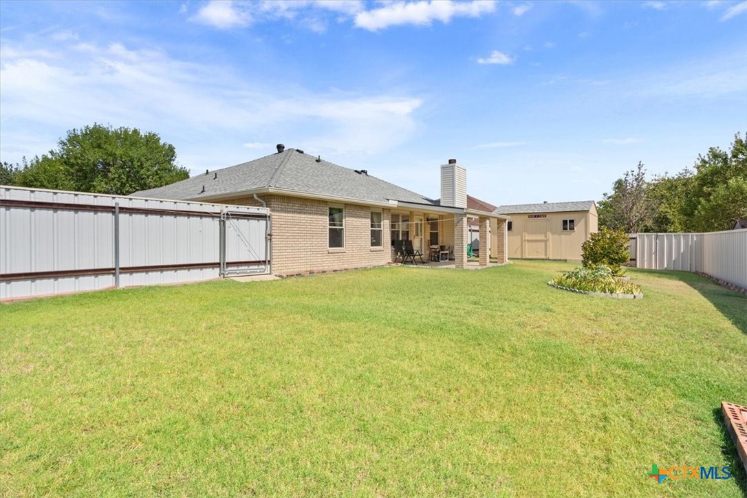 main property photo 37