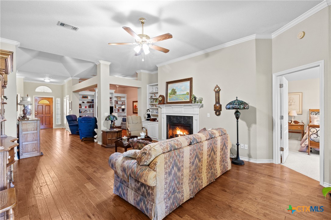 main property photo 14