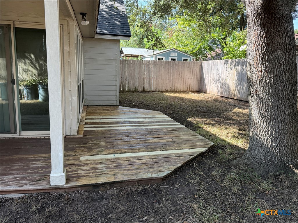 main property photo 13