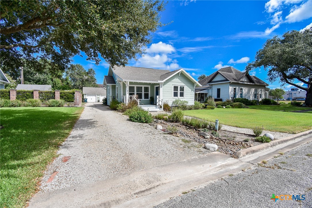 main property photo 26