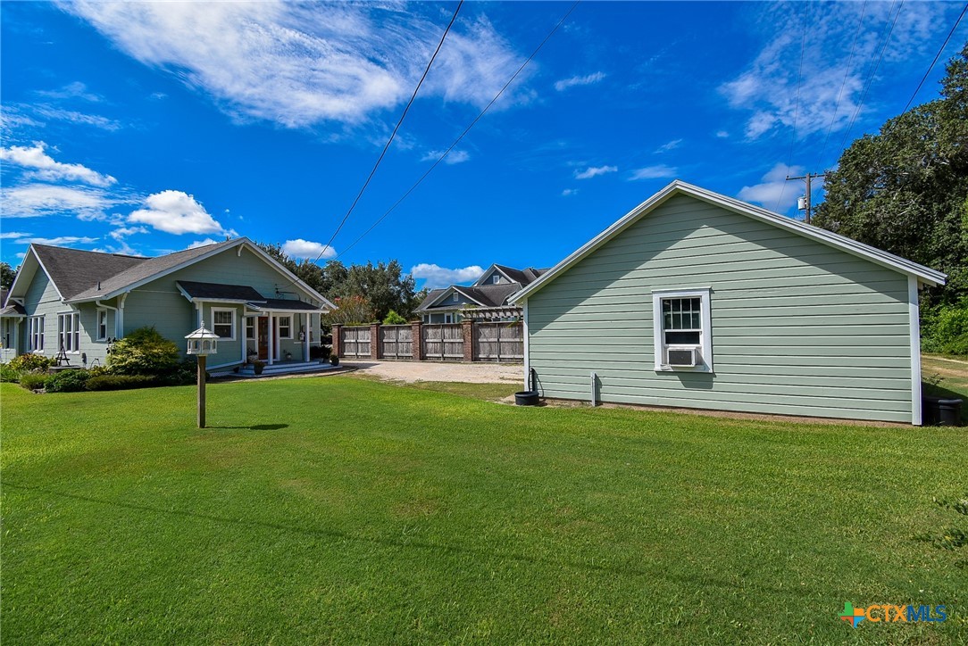 main property photo 29