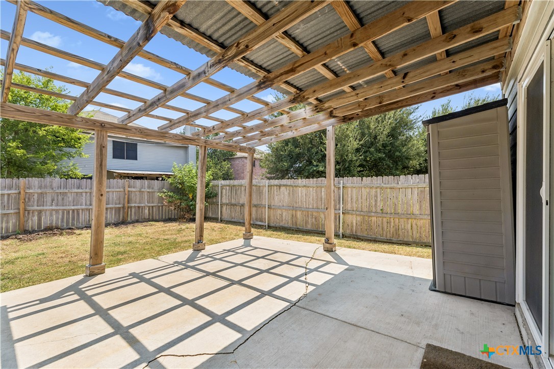 main property photo 27