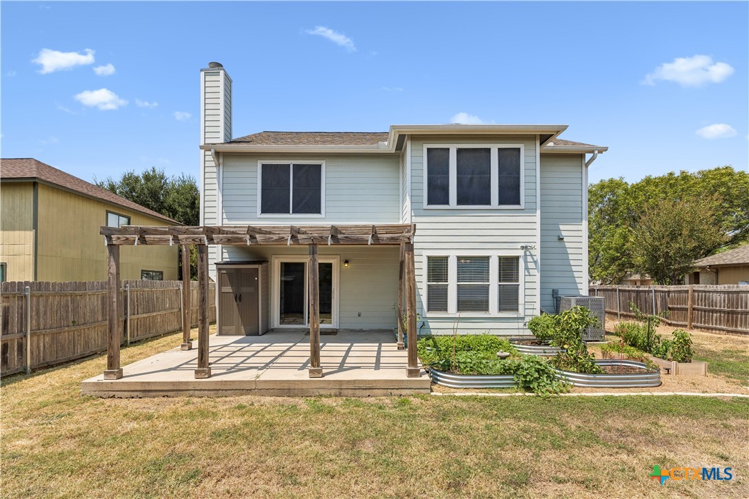 main property photo 28
