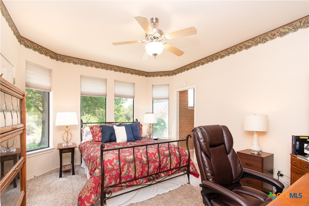 main property photo 34