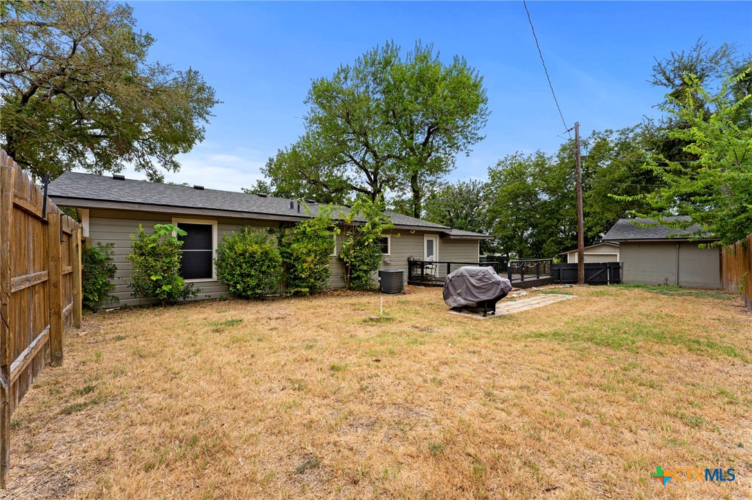 main property photo 21