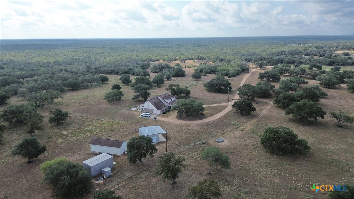 main property photo 28