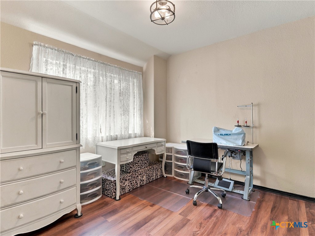 main property photo 24