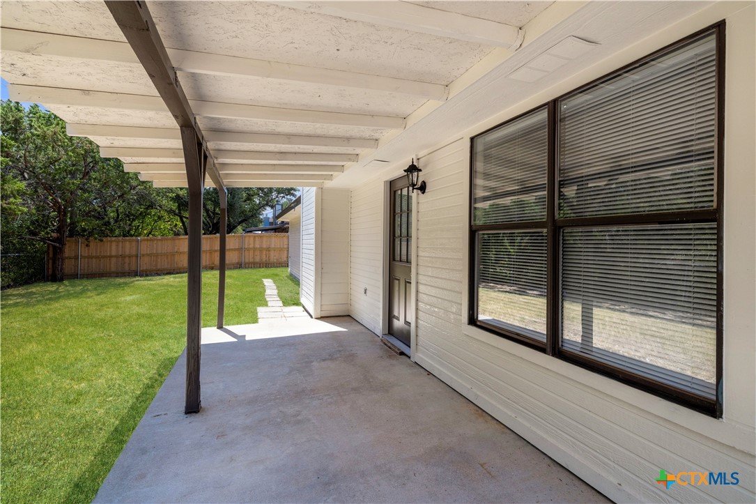 main property photo 23