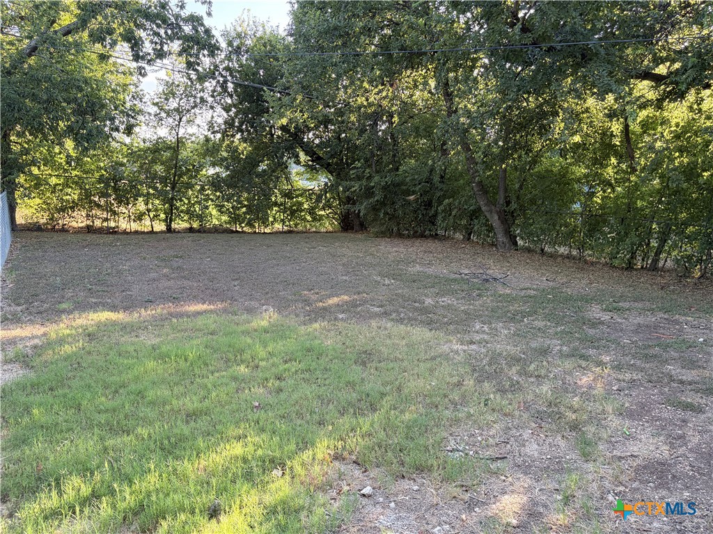 main property photo 10