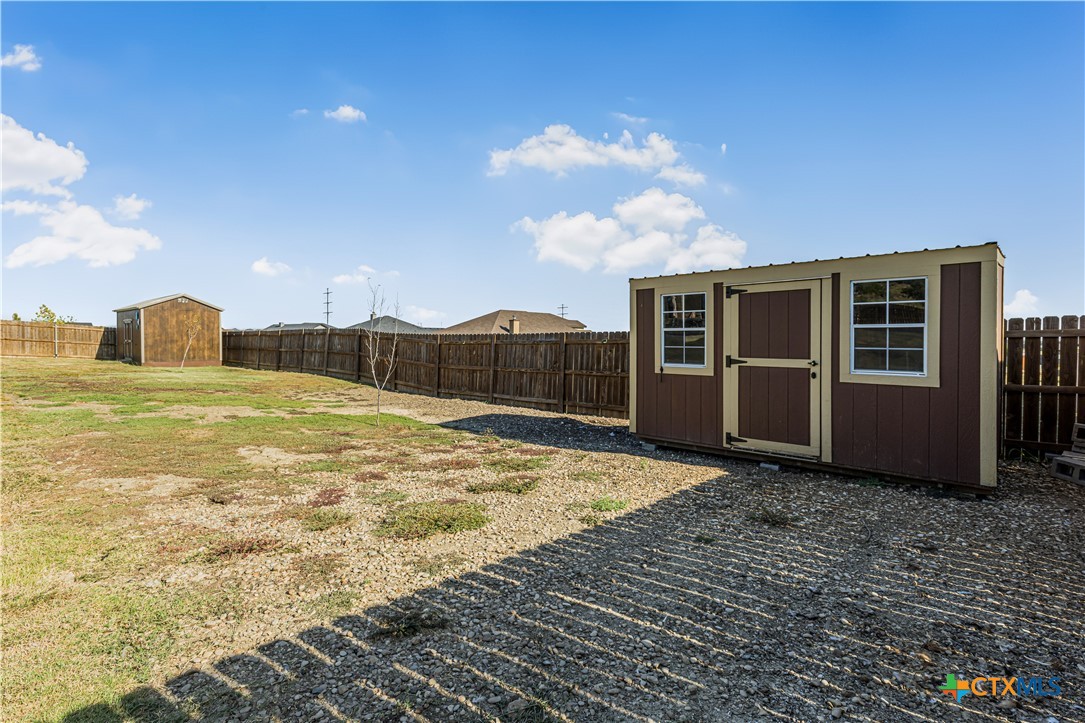 main property photo 36