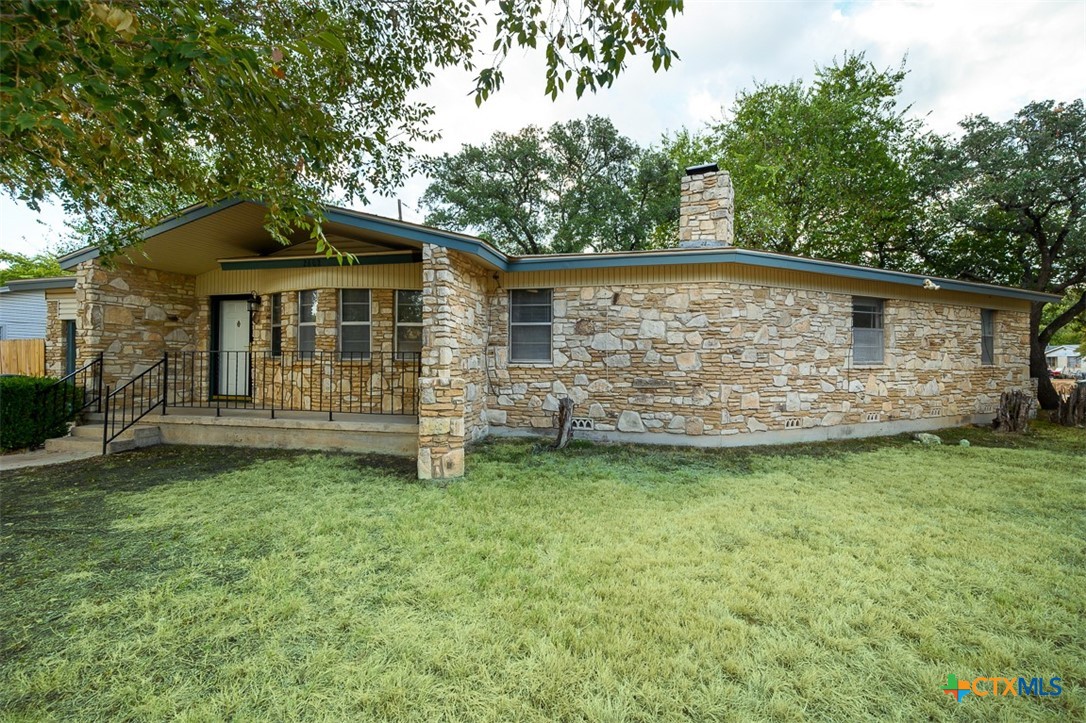 main property photo 8