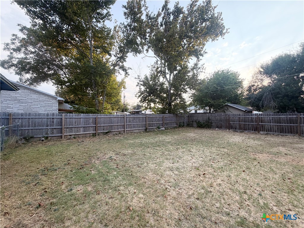 main property photo 9