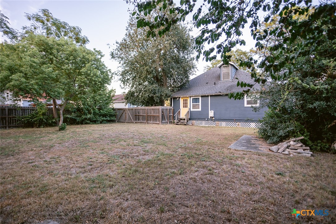 main property photo 27