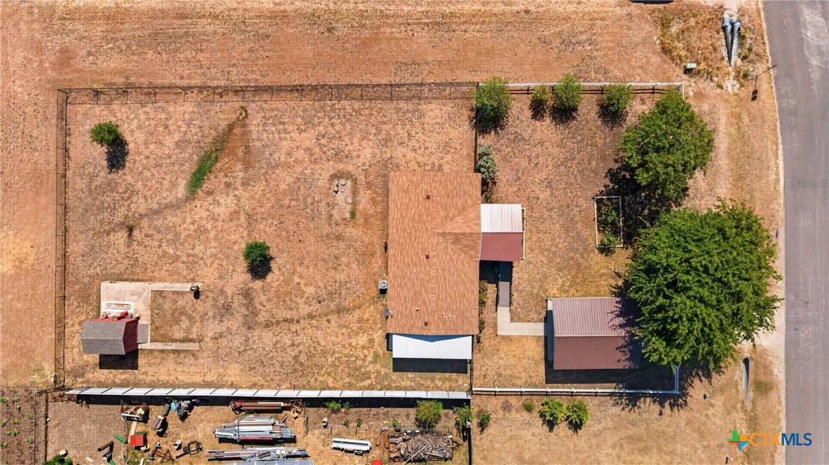 main property photo 18