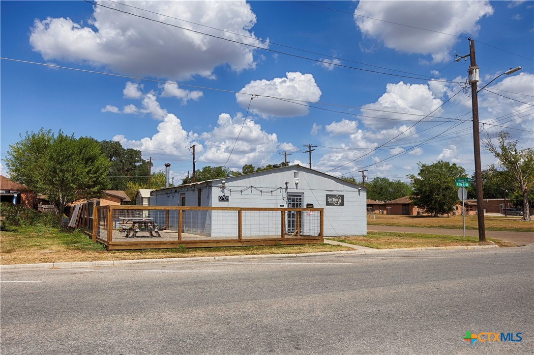 main property photo 16