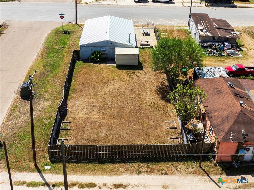 main property photo 23