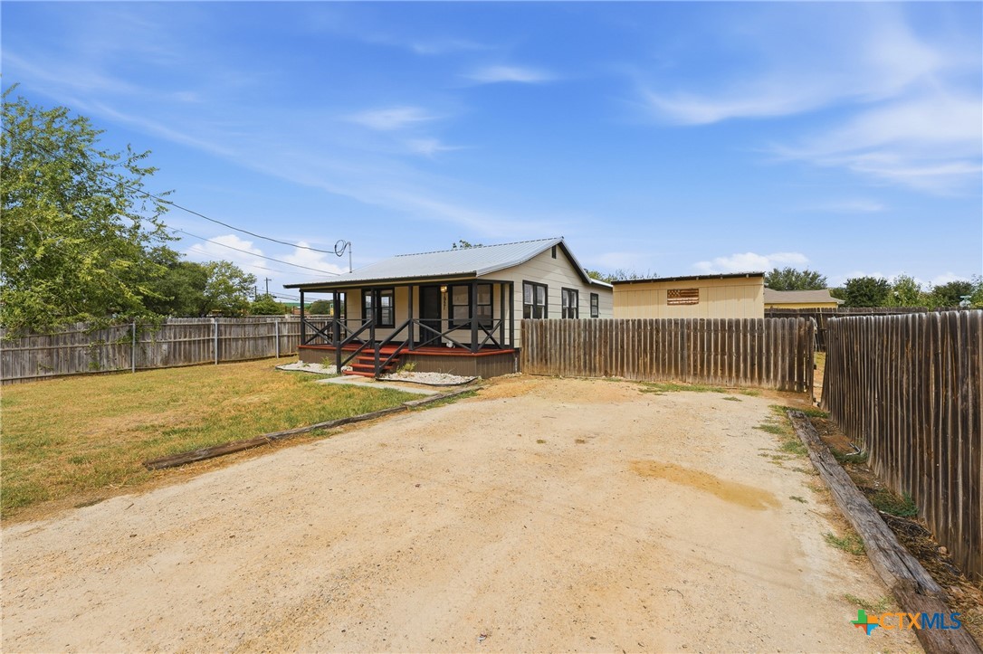 main property photo 3