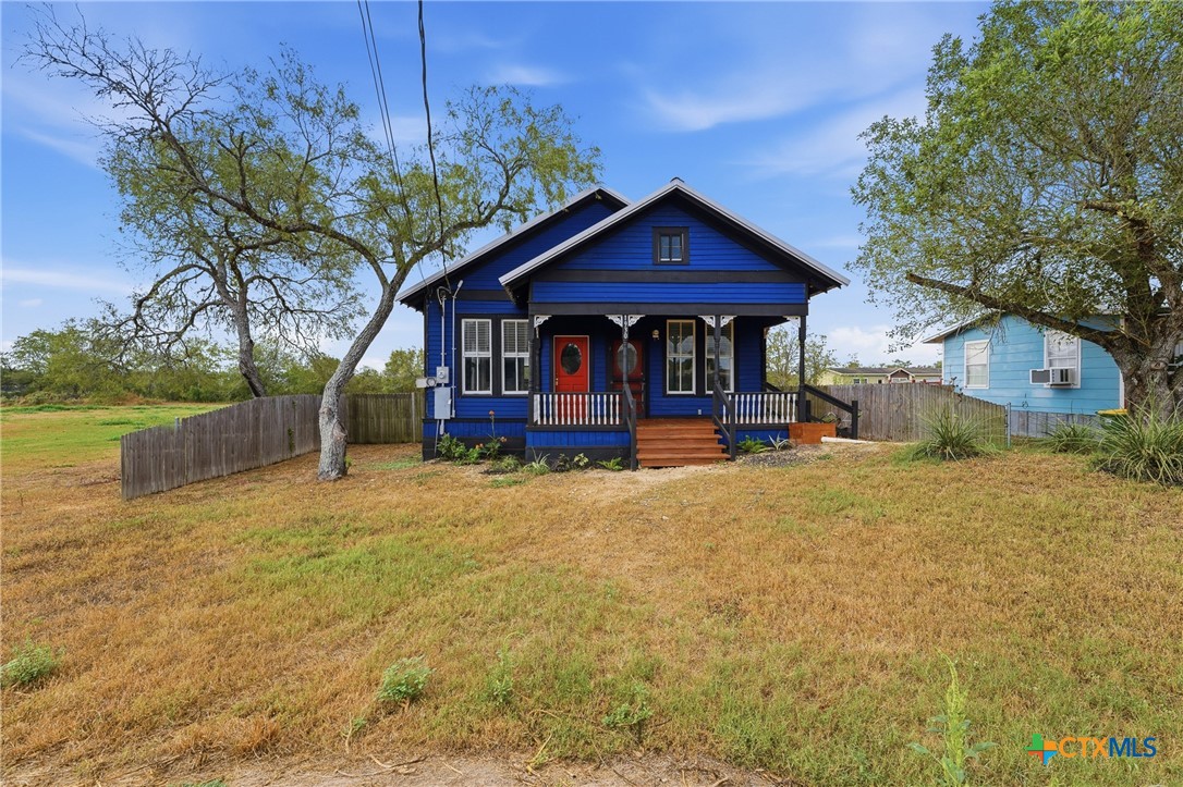 main property photo 3