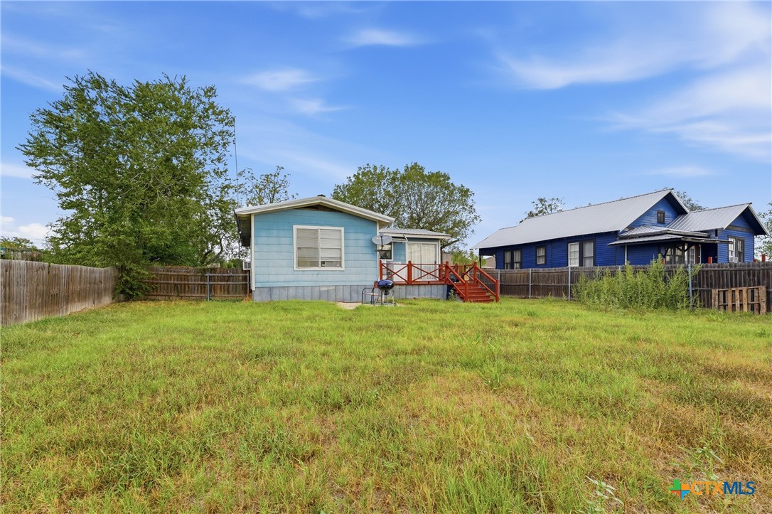 main property photo 22