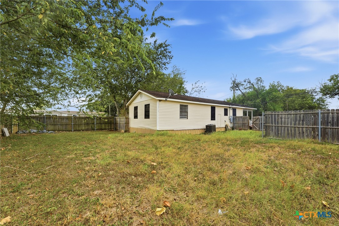 main property photo 23