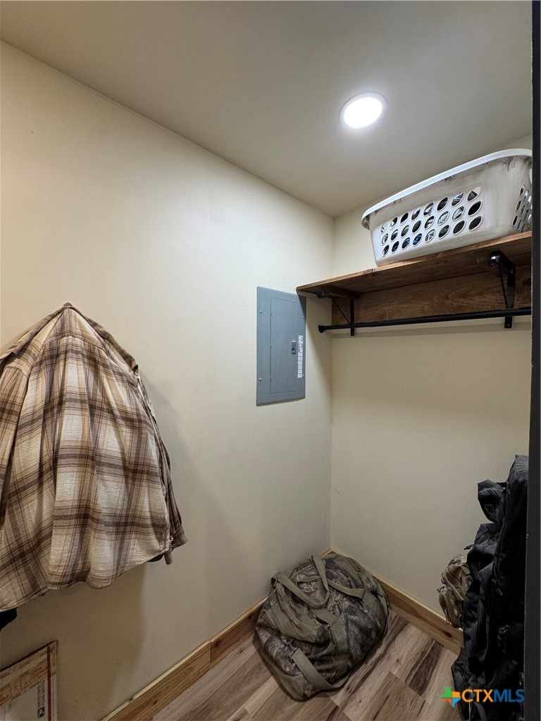 main property photo 15