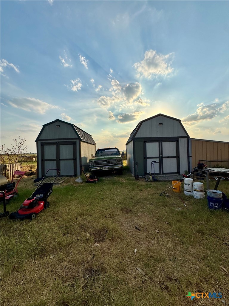main property photo 23