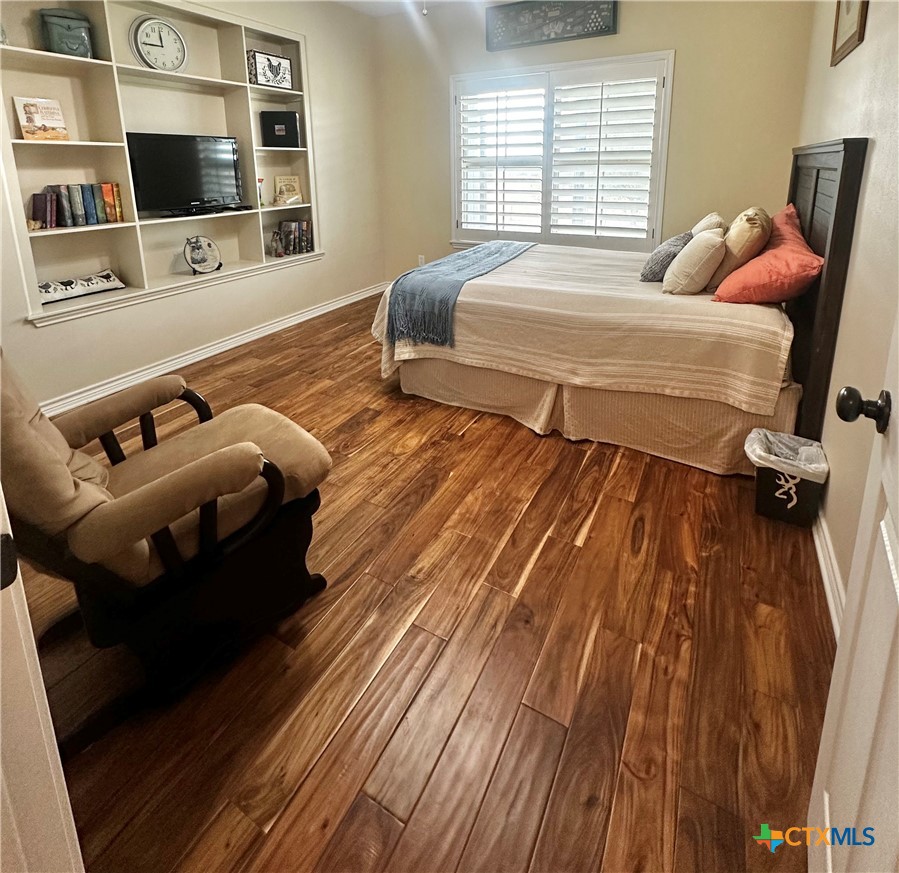 main property photo 12