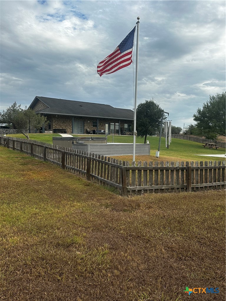 main property photo 33