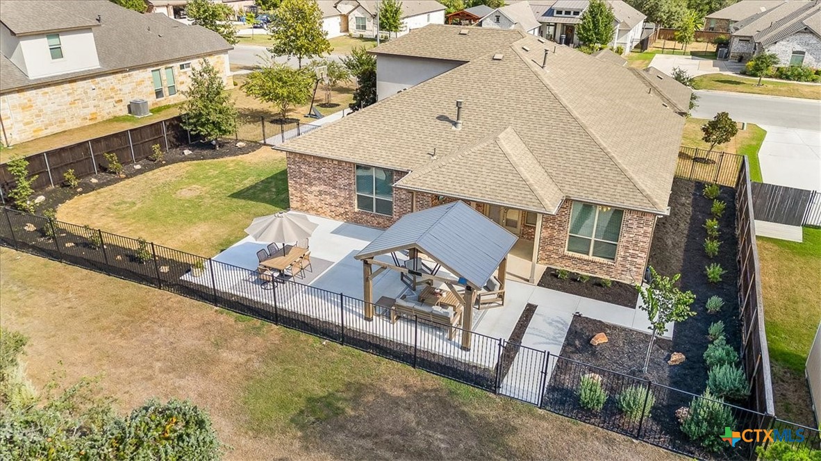 main property photo 41