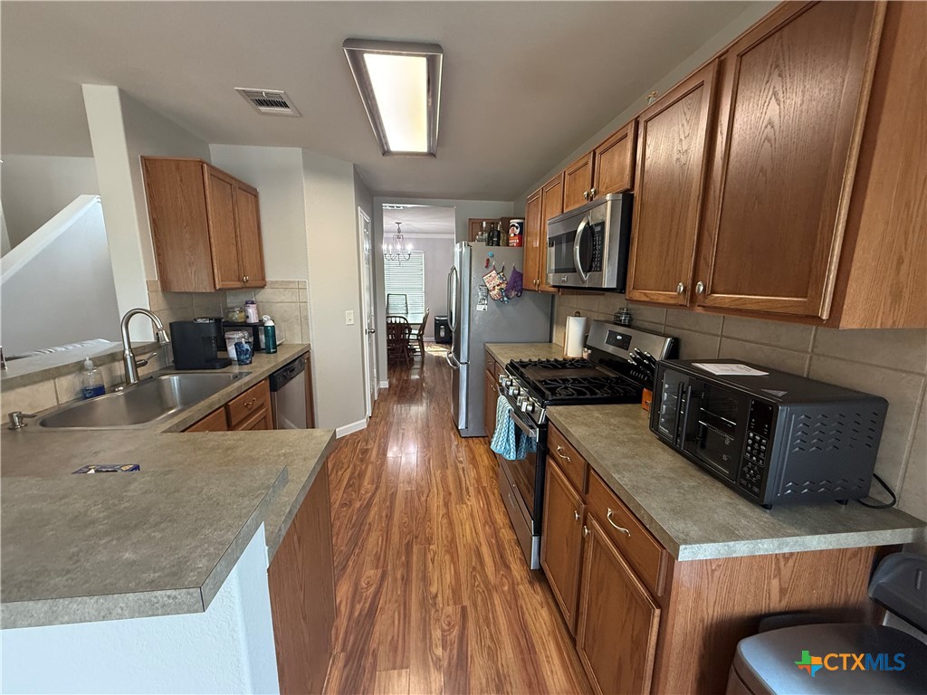 main property photo 5