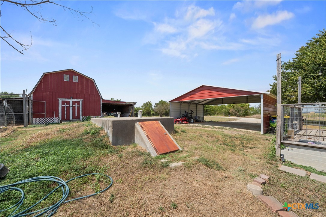 main property photo 35