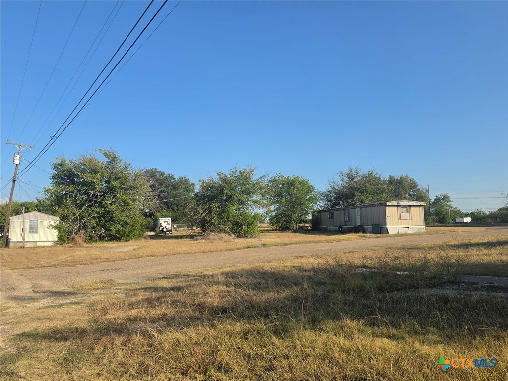 main property photo 11