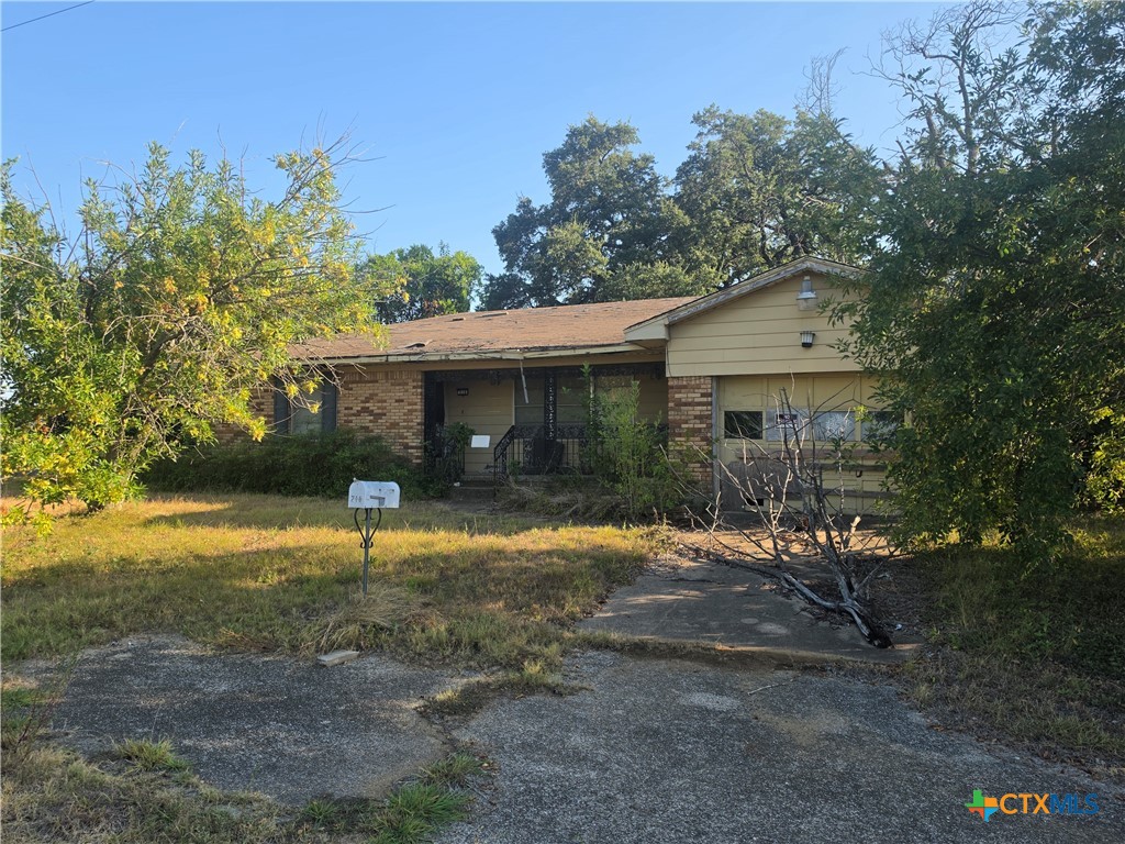 main property photo 16