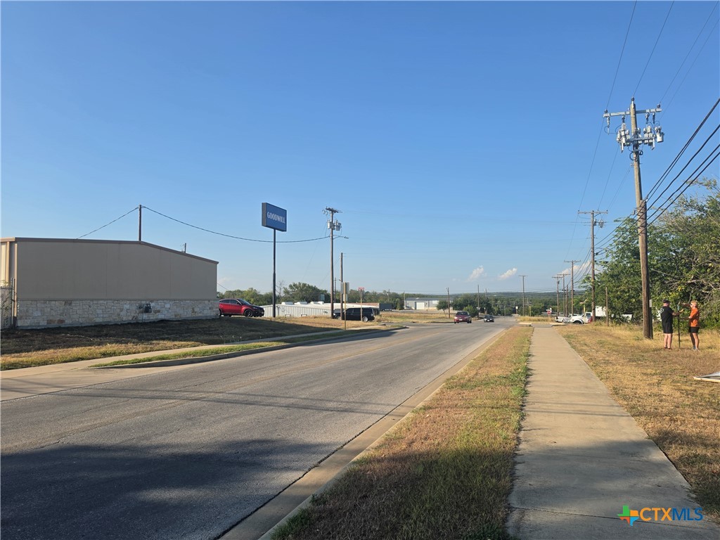main property photo 3