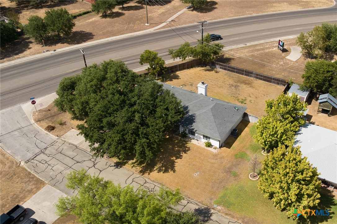 main property photo 38