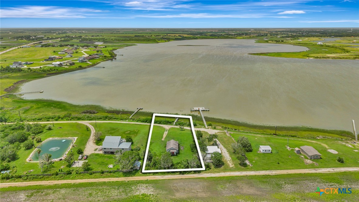 main property photo 28