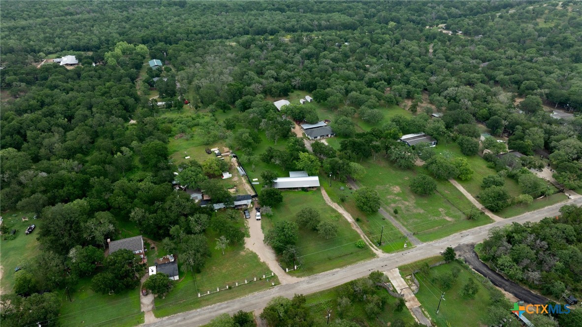 main property photo 28