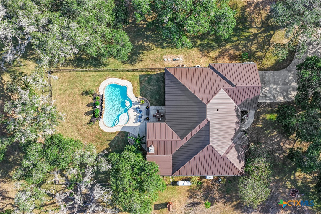 main property photo 36