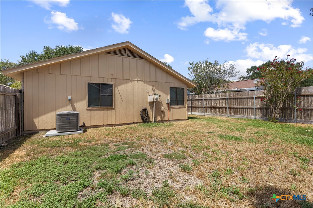 main property photo 17