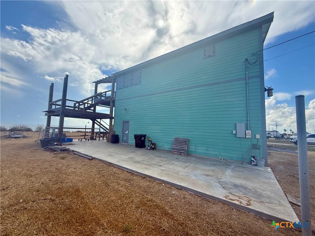 main property photo 16