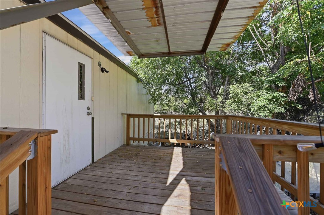 main property photo 17