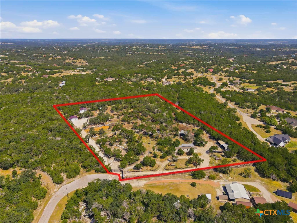 main property photo 40
