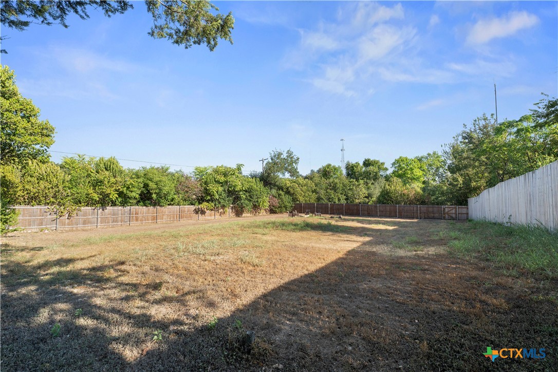 main property photo 24
