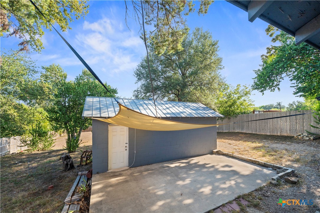 main property photo 26