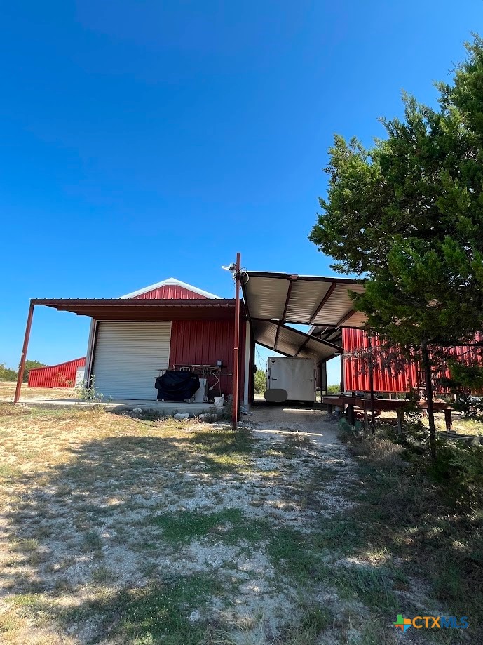 main property photo 36