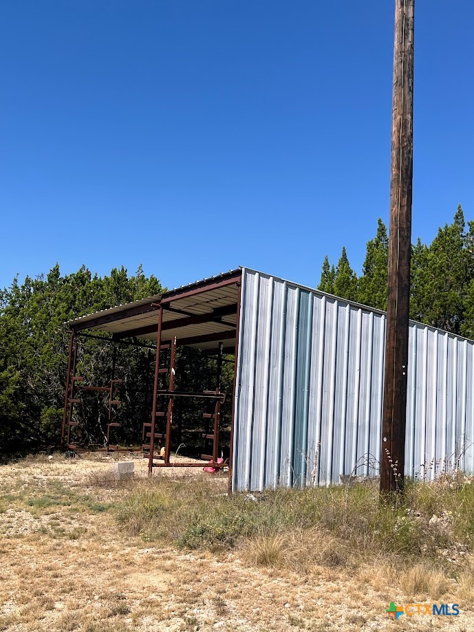 main property photo 47