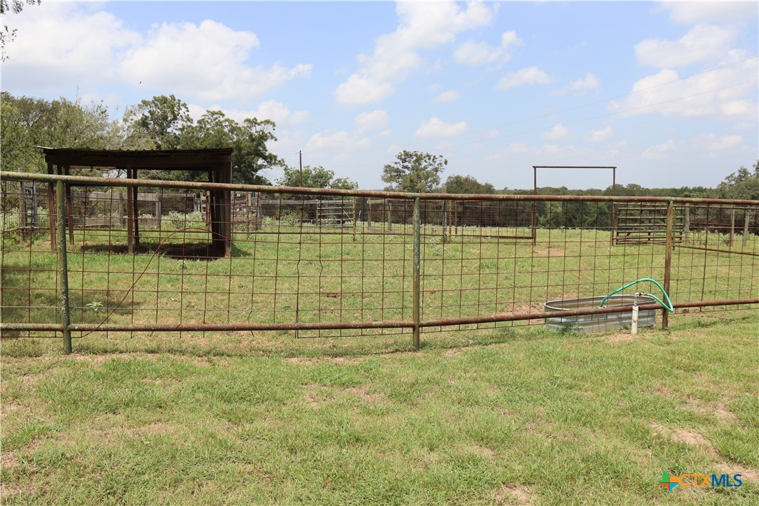 main property photo 11