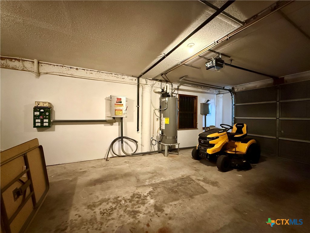 main property photo 41