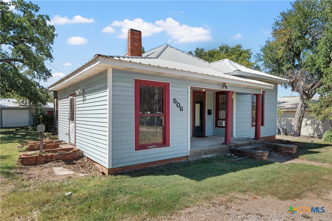 main property photo 2